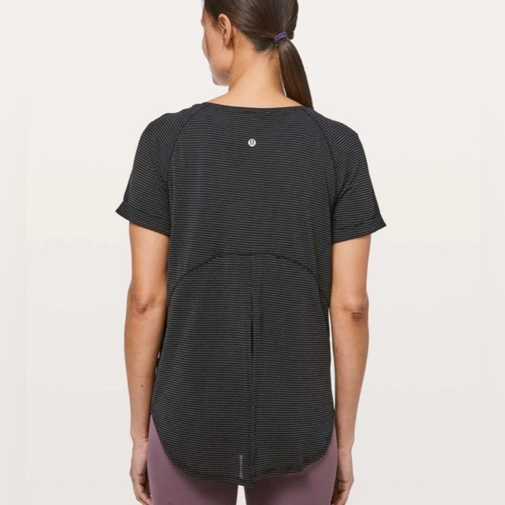 Lululemon Open Up Tie Back Tee Workout Top Black Womens Size 4 XS/S W3BP2S